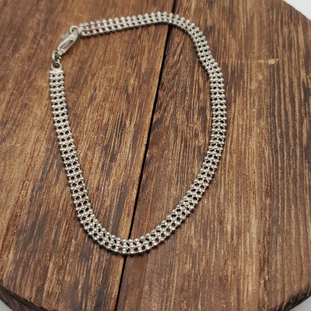 B2102 train tracks‎ Silvertone mesh styled bracelet